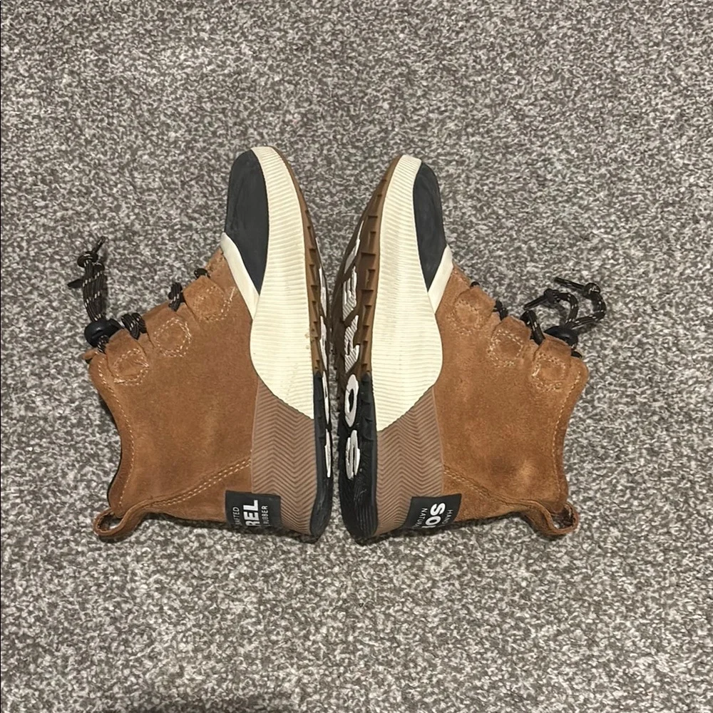 Sorel Kids Brown Suede Duck Boots